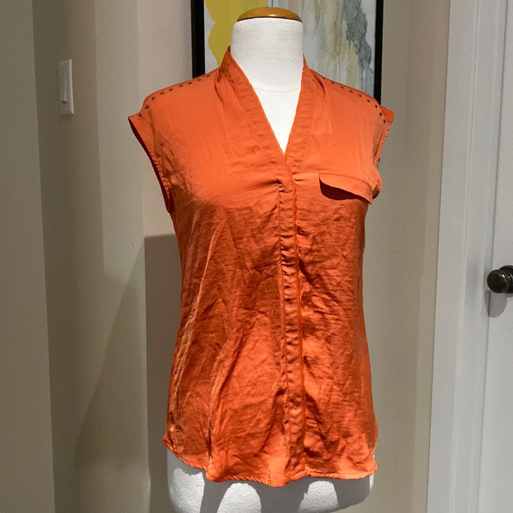 Burnt orange top